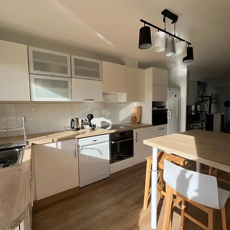 Charmante Maison 3 Avec Wifi A La Chaume, Proche Plages, Bbq, Garage, Ideale Familles - Fr-1-485-165 * Les Sables-dʼOlonne