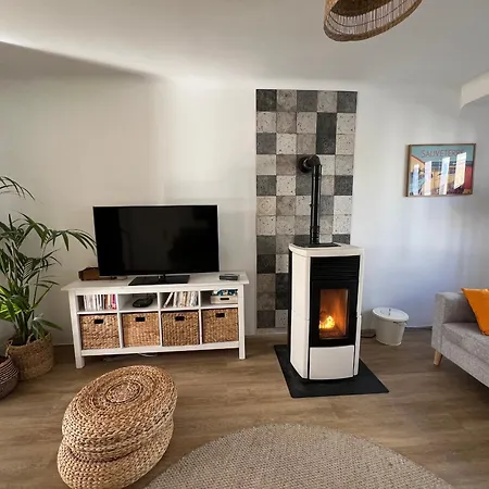 Hébergement de vacances Charmante Maison 3 Avec Wifi A La Chaume, Proche Plages, Bbq, Garage, Ideale Familles - Fr-1-485-165